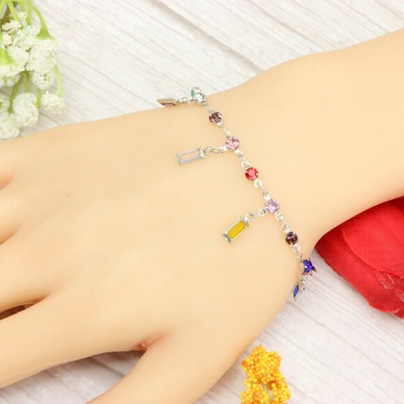 "Trendy Handmade Bracelet – A Thoughtful Gift for Girls & Women | UNVRC1323 - Picture 10 of 10